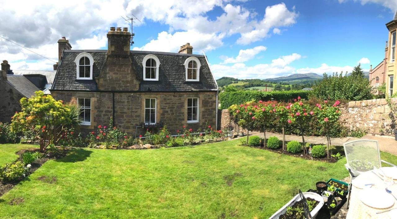Leven House Bed And Breakfast Crieff Εξωτερικό φωτογραφία