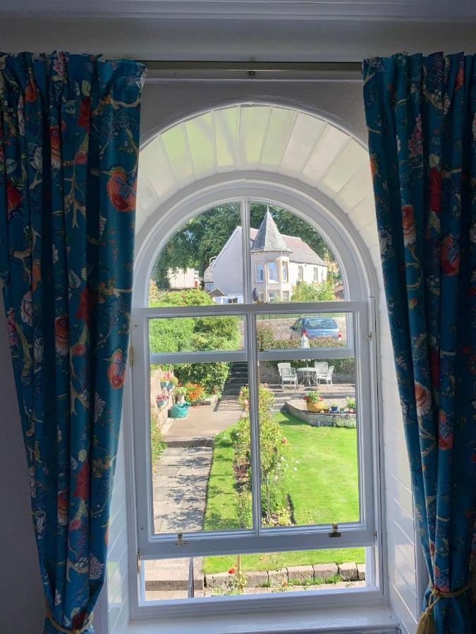 Leven House Bed And Breakfast Crieff Εξωτερικό φωτογραφία